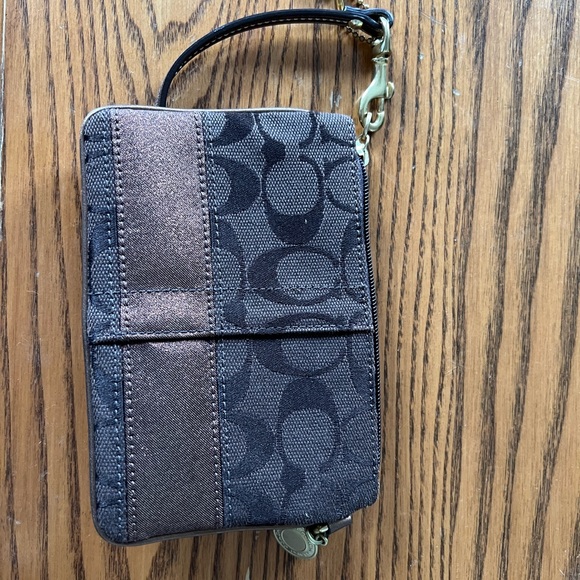 Coach Wristlet - Picture 3 of 3